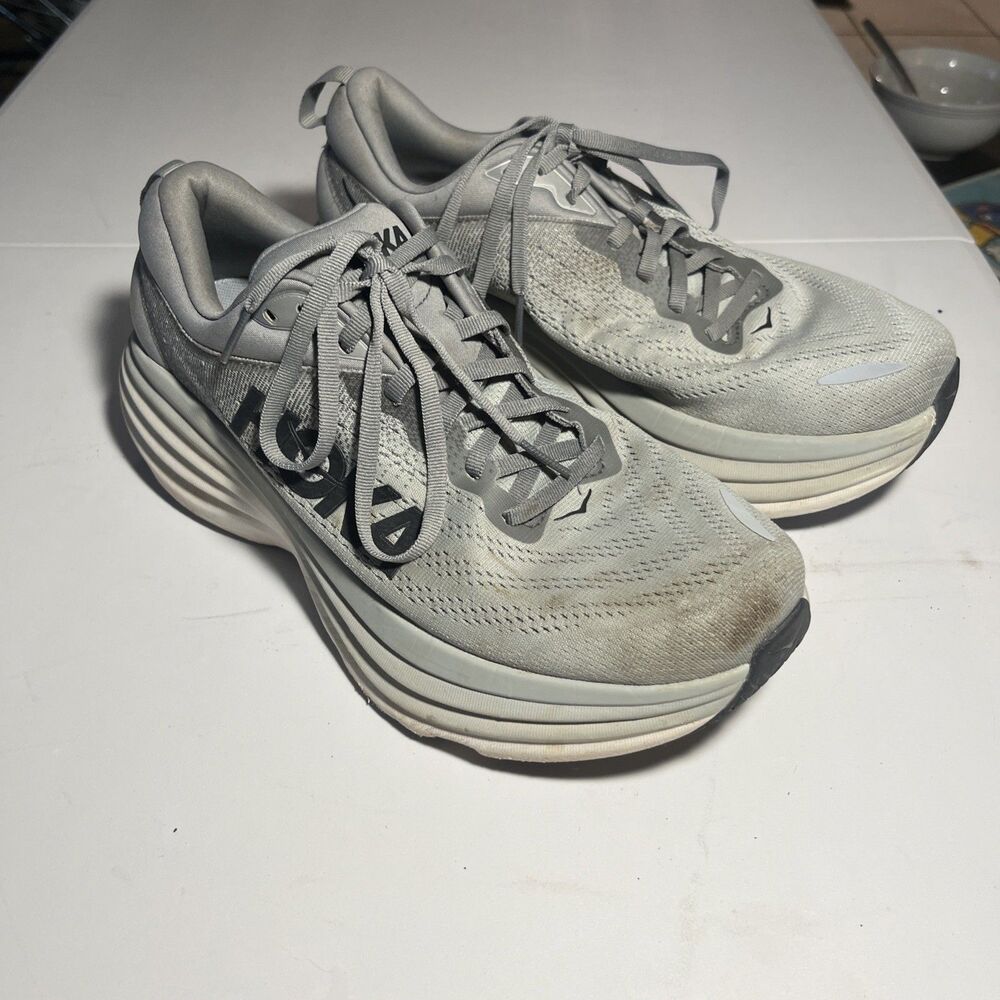 Mens Pre-owned Gray Hoka One One Bondi 8 Running Shoes Size 9 2E Minimal Wear